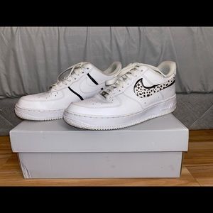 Customized air force 1’s
